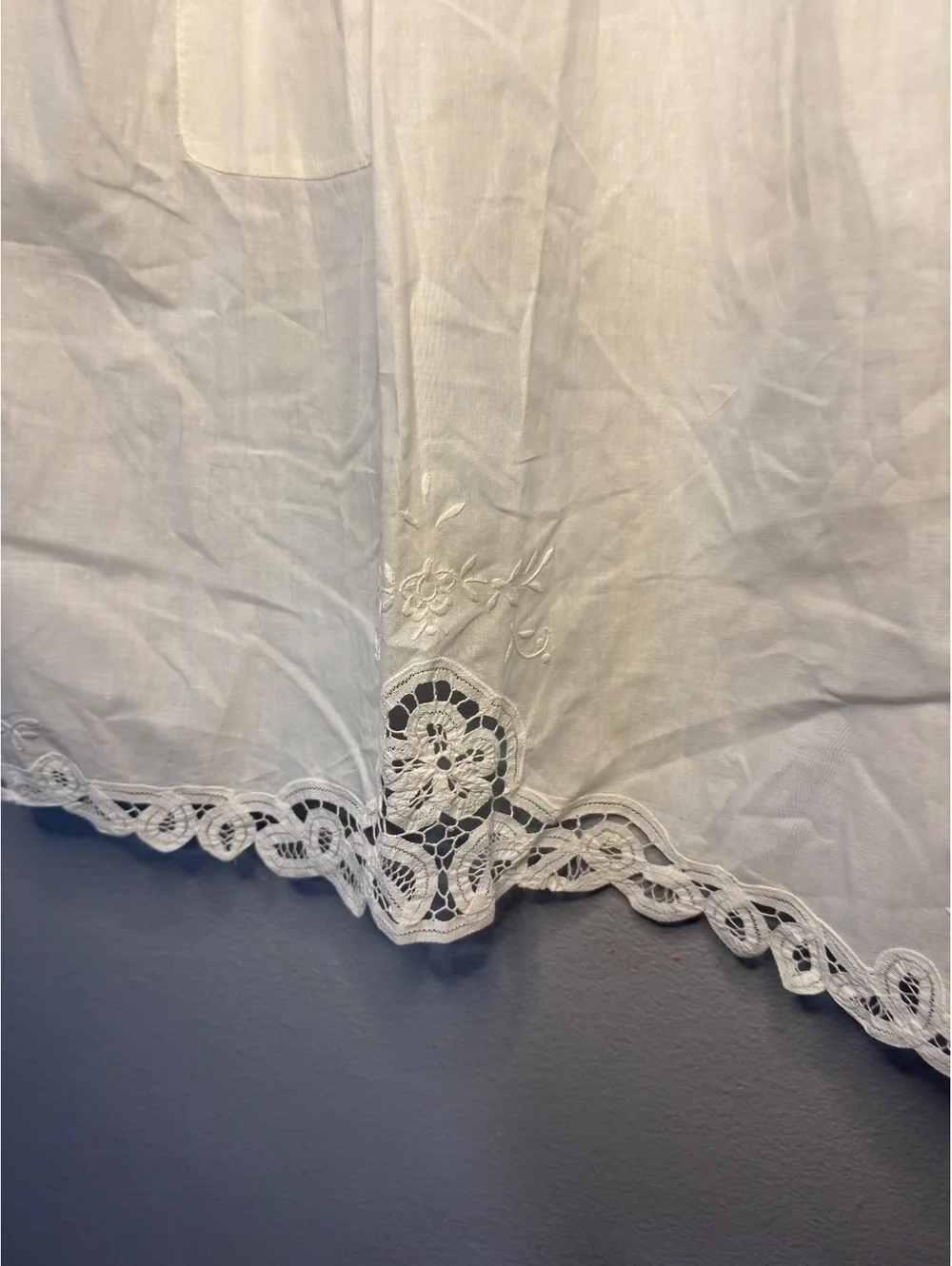 Vintage White Embroidered Lace Full Bib Apron Cottage Farmhouse 37 Inch